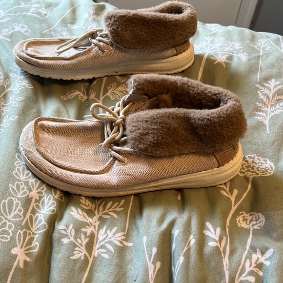 Hey dude shoes- tan - Picture 2 of 5